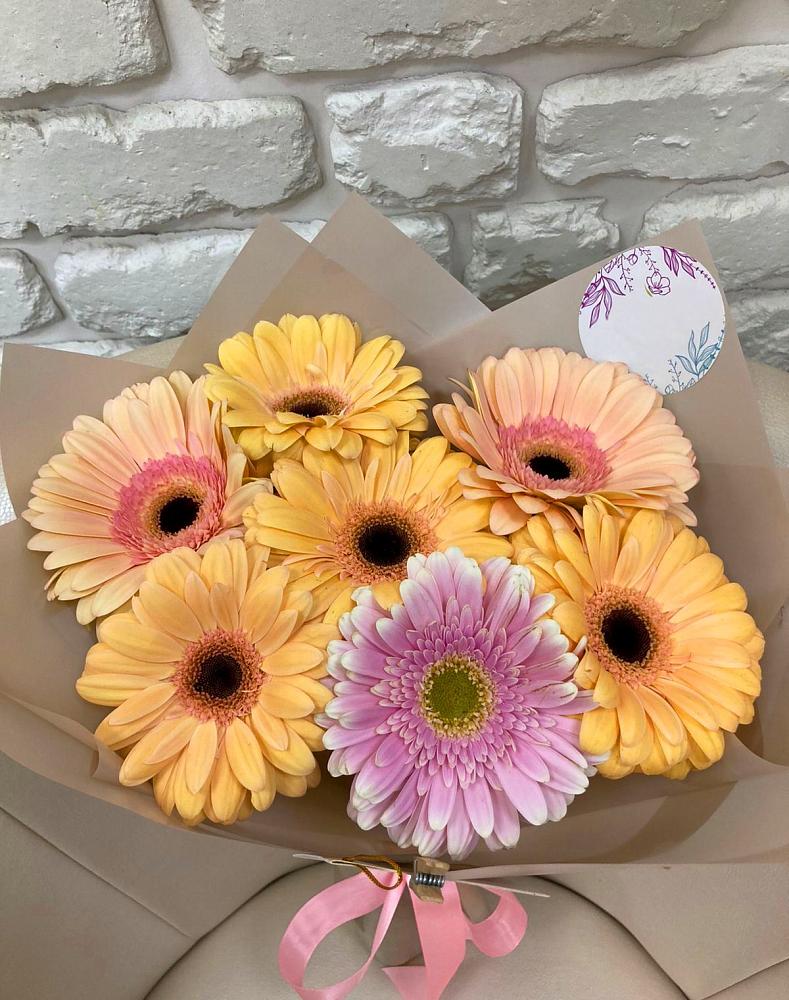 Букет цветов из: Герберы в Анне