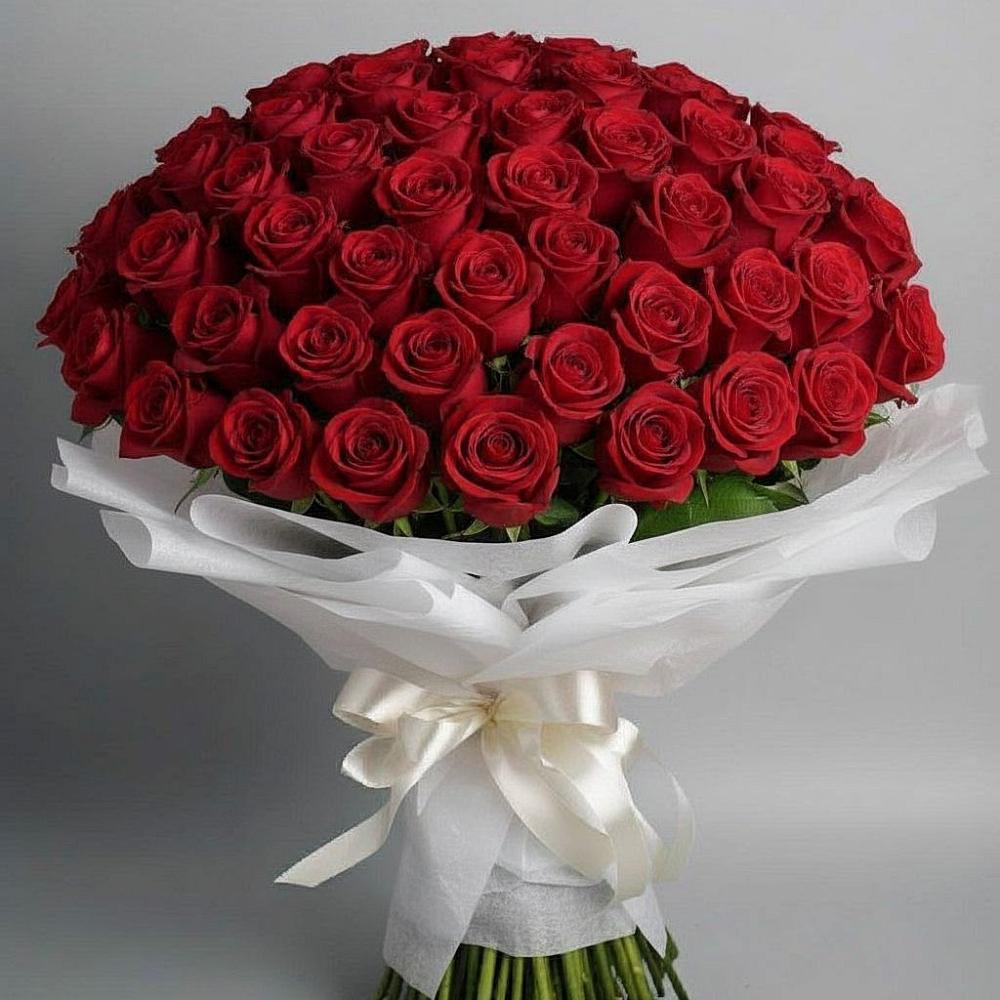 Букет 101 Красная роза Блэк Мэджик в Анне