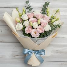 Букет цветов из:  Лизиантусы в Анне