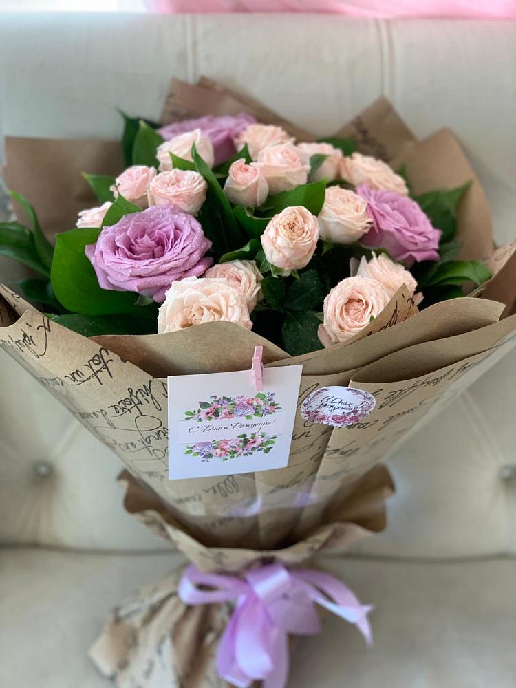 Букет цветов из: Розы в Анне