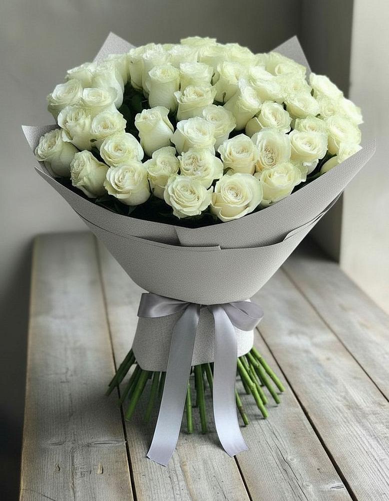 Букет 35 Белых роз в Анне