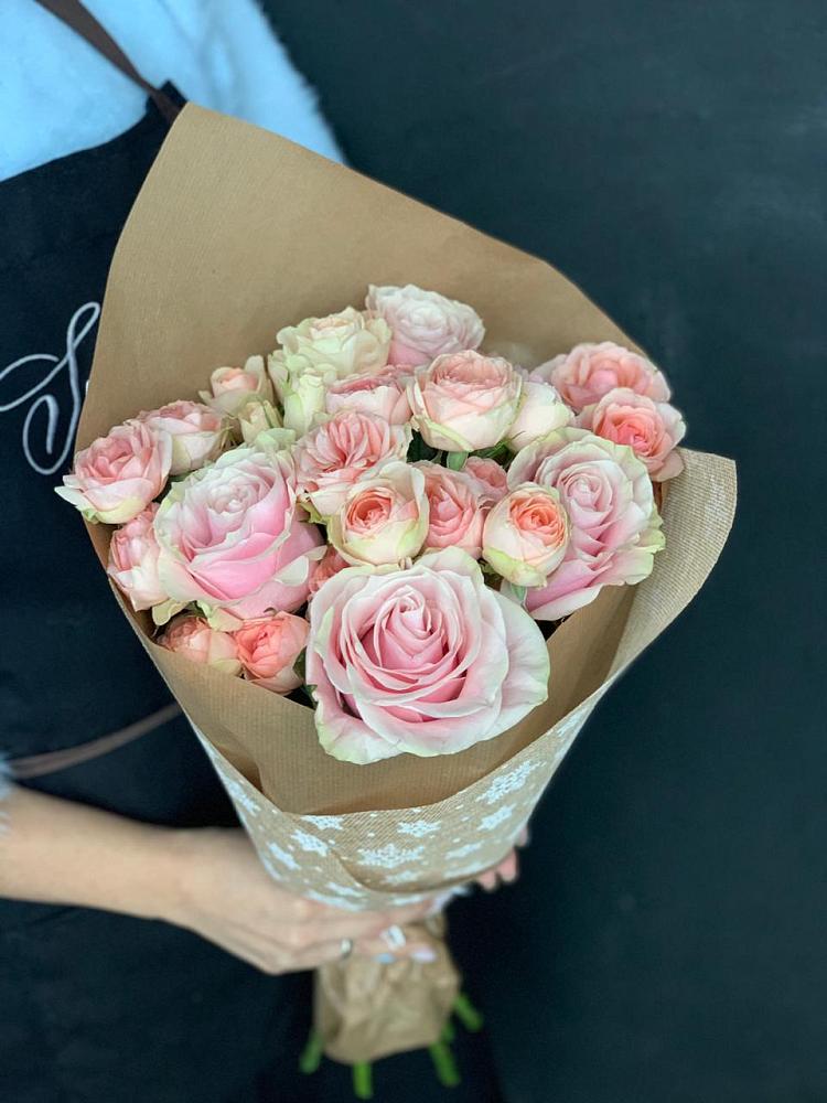 Букет цветов из: Хризантемы и Розы в Анне