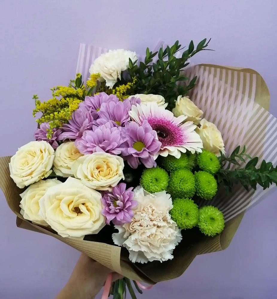 Букет цветов из: Хризантемы, Розы, Гвоздики и Герберы в Анне