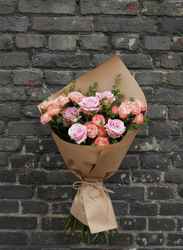 Букет цветов из: Розы в Анне