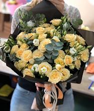 Букет цветов из:  Розы и Лизиантусы #REPLACE_PRED# Анне