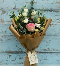 Букет цветов из:  Розы и Лизиантусы #REPLACE_PRED# Анне